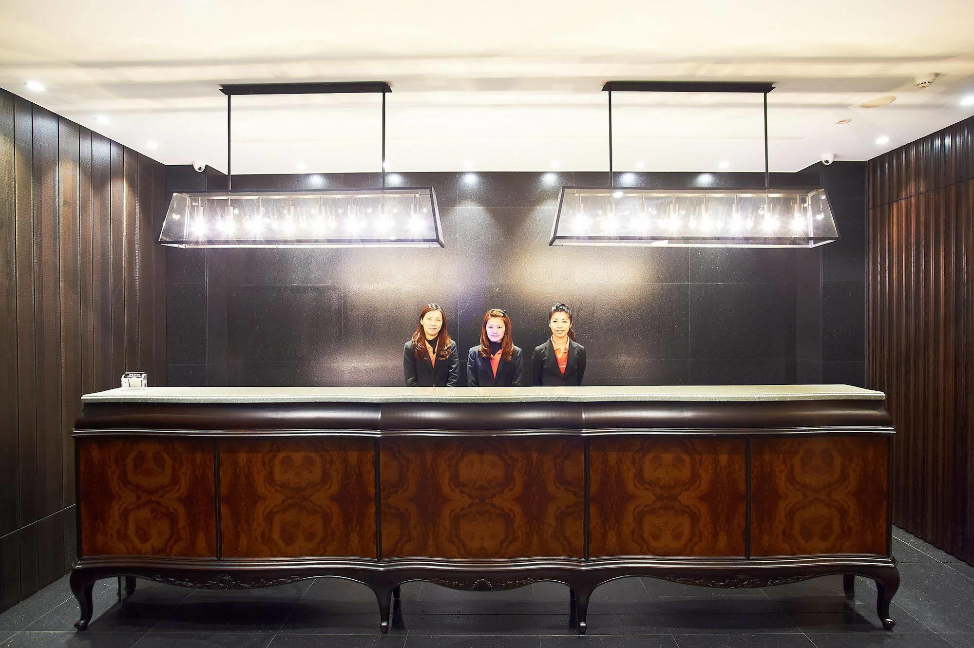 Royal Group Hotel Bo Ai Branch Kaohsziung Kültér fotó